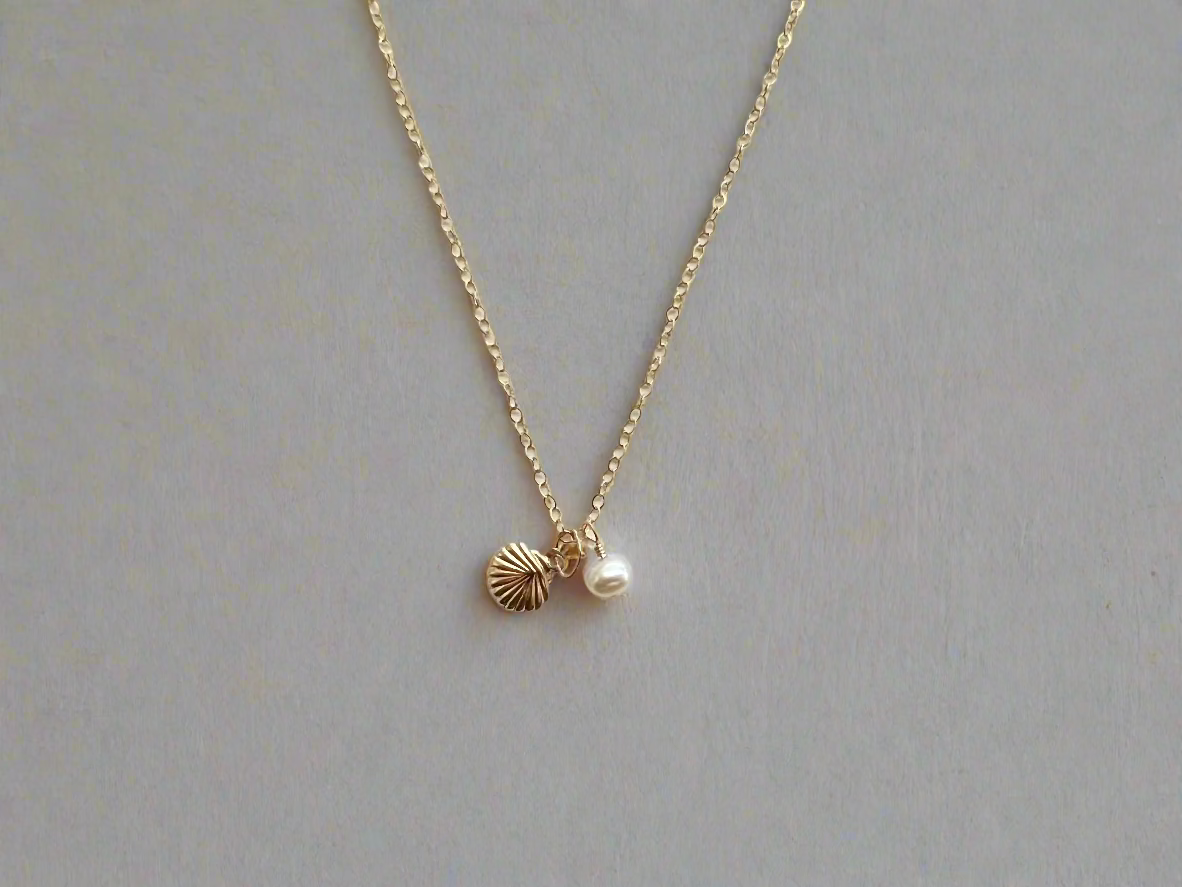 Seaside Pearl Necklace